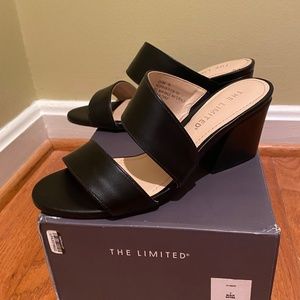 The Limited: Black Sandals - NEW!